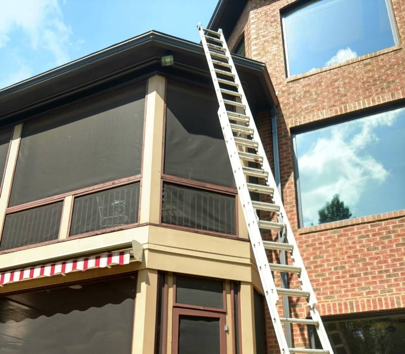 gutter-cleaning-service